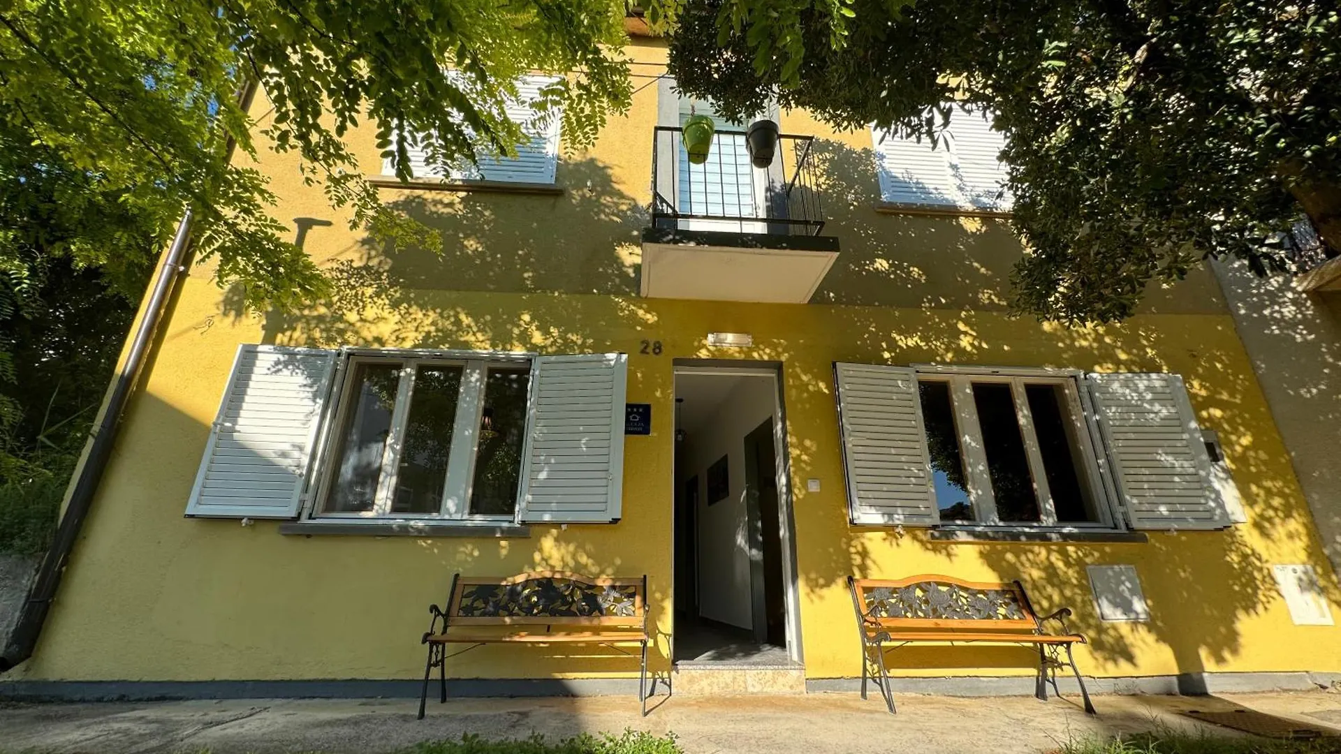 Golija Holiday Home Pag Town 0*,